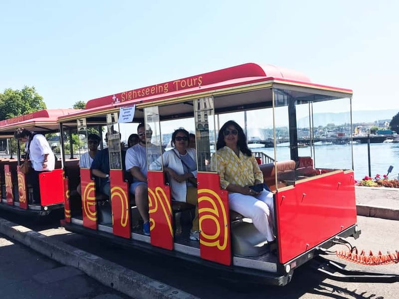 Geneva: Hop-on Hop-Off Bus & Scenic Mini-Train Tour - Lake Geneva, Jet d’Eau, and the lakeside parks