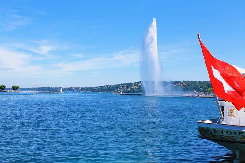 Geneva: Open-Top Sightseeing Bus Tour - Along the lake to the Jet d’Eau