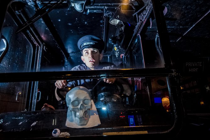 Ghost Bus Tour of London - Trafalgar Square and the start of the story