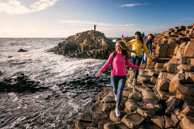 Giant's Causeway Tour from Belfast - Luxury Bus + Castles Tour - Why this Belfast day trip works