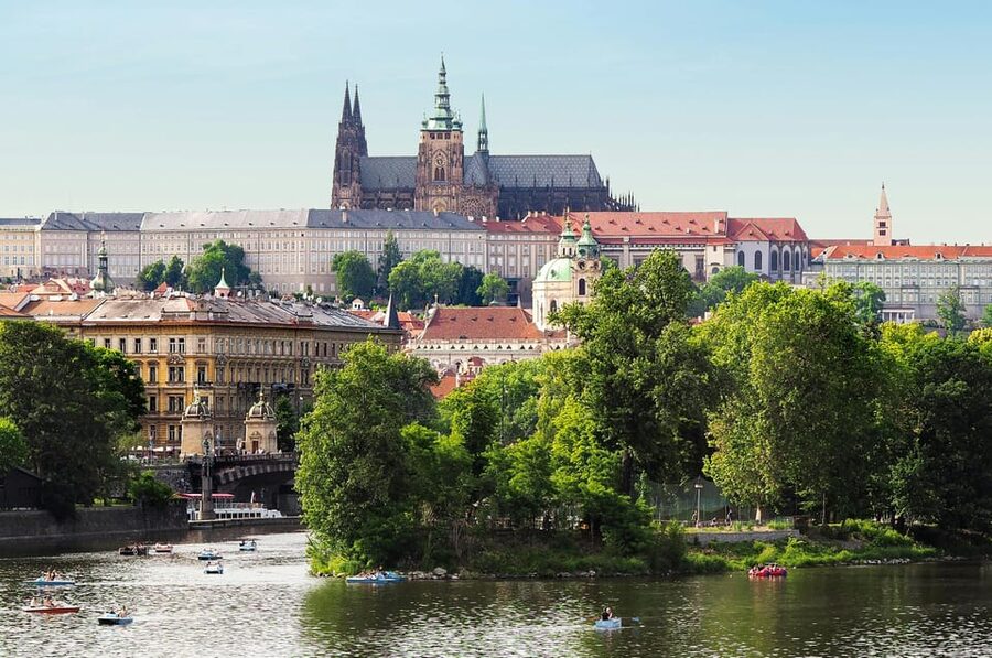 Go City Prague Pass - Top Attractions and Hop-On Hop-Off Bus - What the Prague Pass actually gives you