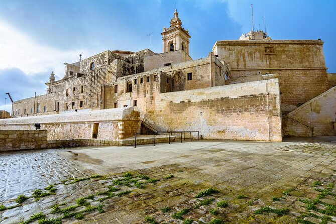 Gozo Full-Day Group Coach Tour including Lunch and Transfers - Who Will Get the Most From This Gozo Day