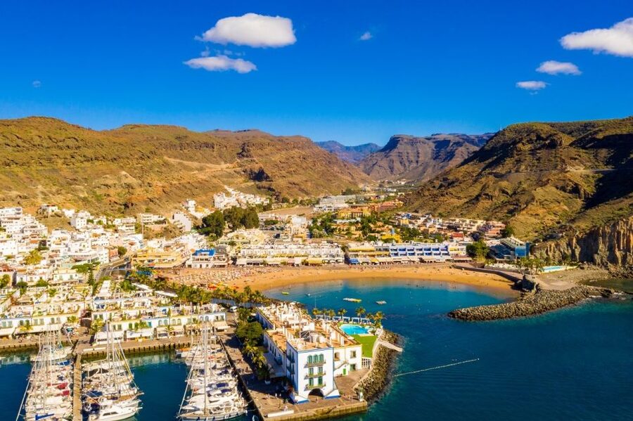 Gran Canaria: Full-Day Island Sightseeing Coach Tour - Puerto de Mogán: a quick start in the fishing village