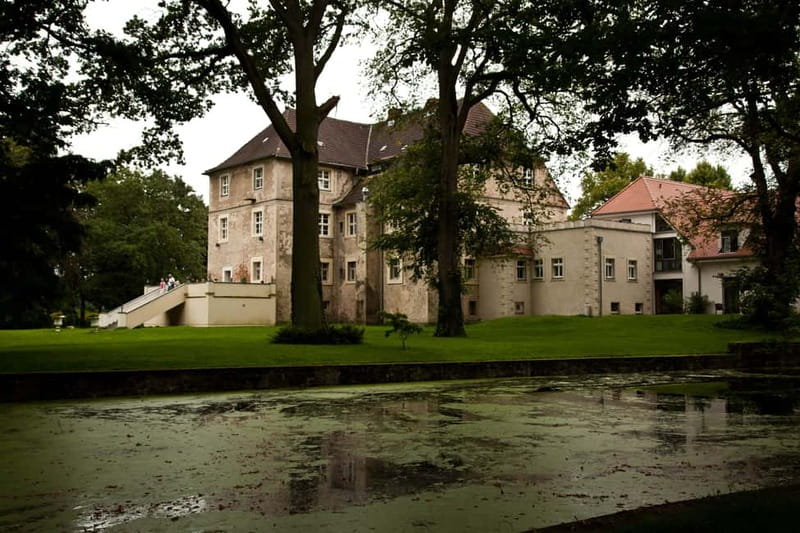 Grand country outing: a natural paradise between land and sea in winter by bus - Mellenthin moated castle and the final pause