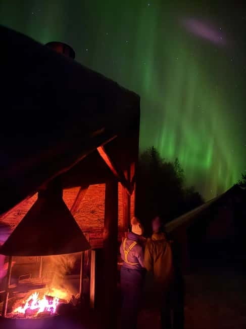 Guarantee Northern Lights Hunt by Minibus With Local Guide - Key points at a glance