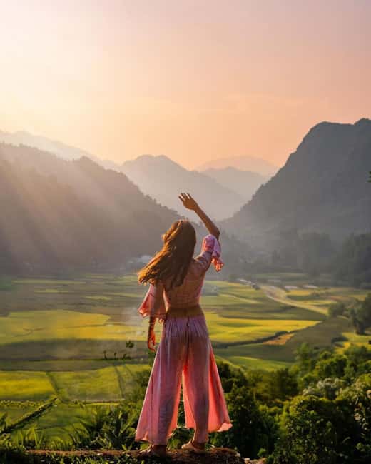 Ha Giang Loop Adventure: 3D2N Full Packages - VIP Bus Hanoi - Day two: Ma Pi Leng Pass and the Nho Que River