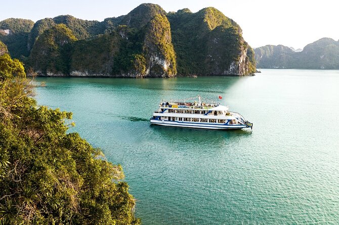 Ha Long Bay Day Cruise, Cave, Kayaking, Swimming, Bus & Lunch - What the $50 price really covers