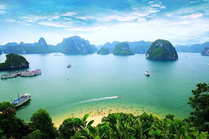 Ha Long Bay Day Cruise, Cave, Kayaking, Swimming, Bus & Lunch - Cruising past Ha Long Bay’s limestone islands