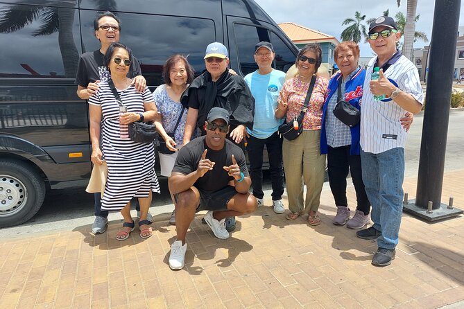 Half-Day Aruba Sightseeing Tour & Beach in an Air-condition Bus - The guides are a major part of the value