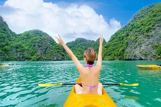 Halong Bay Day Tour 6Hour Deluxe Cruise Limousine Bus Small Group - Sung Sot Cave: the day’s grand interior