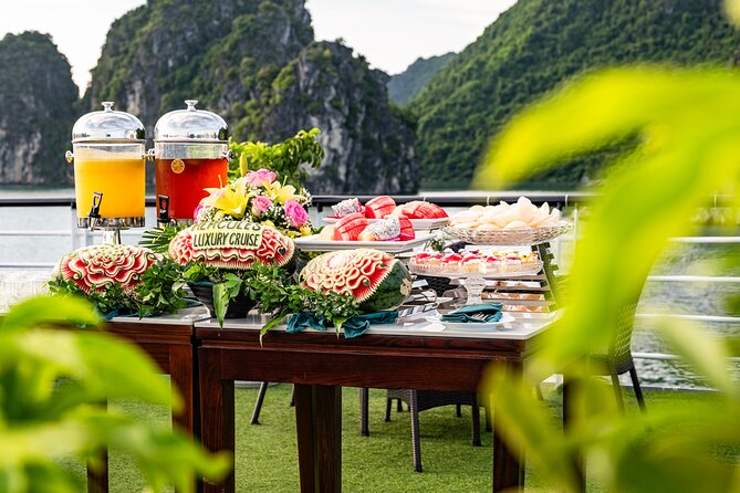 Halong Bay Luxury Cruise Day Trip: Buffet lunch & Limousine bus - Crowds, weather, and the real trade-offs