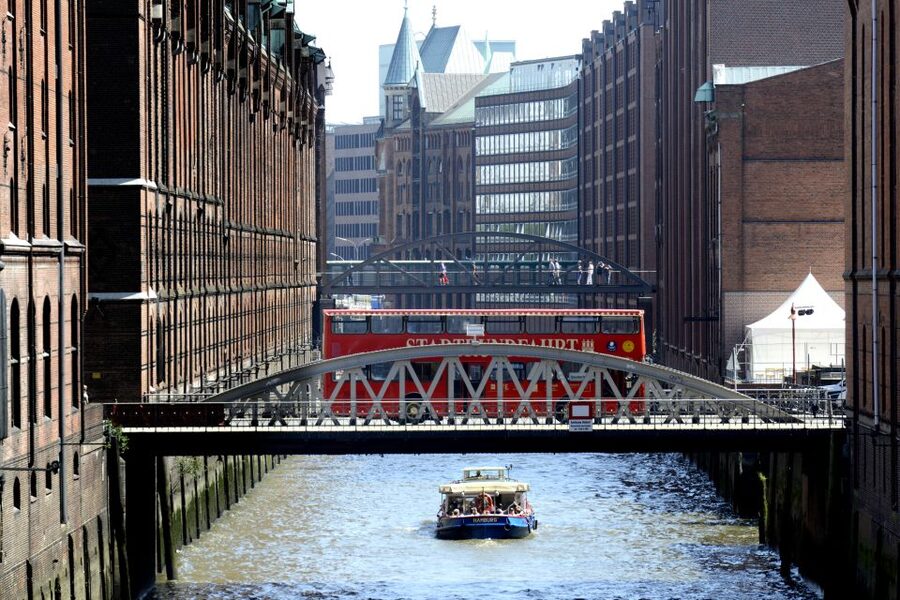 Hamburg Discovery: Bus Tour with Harbor & Alster Lake Cruise - What to expect from the bus commentary