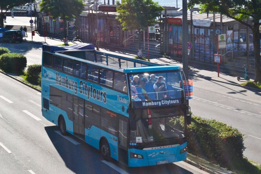 Hamburg: Hop-On Hop-Off Bus Tour Family Ticket - HafenCity and Speicherstadt, stops 2 and 3