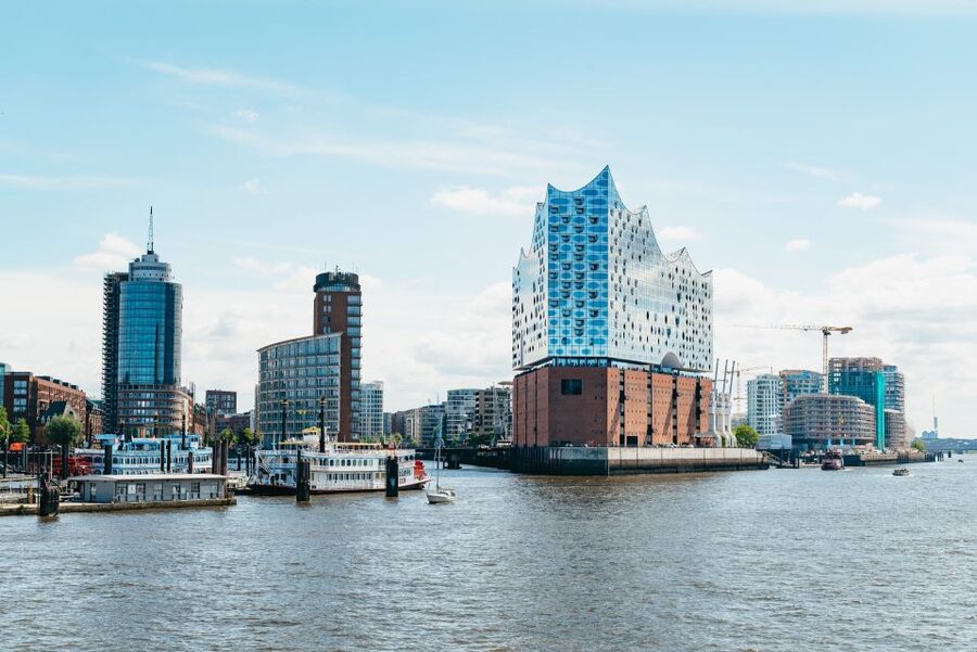 Hamburg: Hop-On Hop-Off Bus with Harbor Cruise - Who will get the most from this tour?