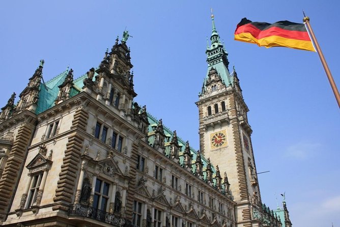 Hamburg: Hop-On Hop-Off Tour - Yellow Double Decker - Key points to know before you board