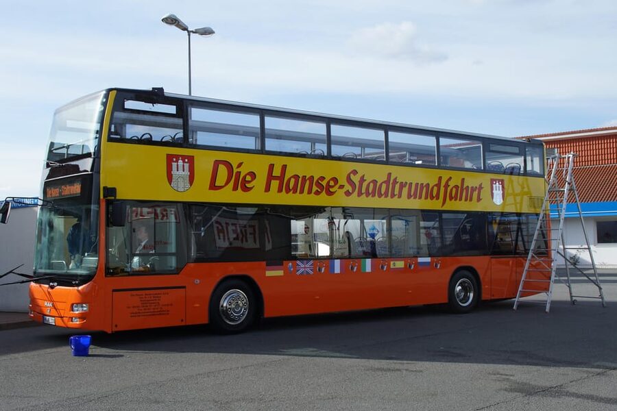 Hamburg : Line G Hop-On Hop-Off Sightseeing Tour - Who will get the most from this bus tour