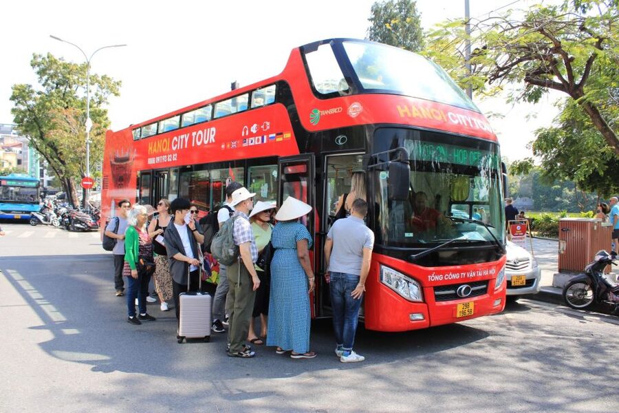 Hanoi: 4 Hour Hop on Hop off Bus Tour - Hoan Kiem Lake and Saint Joseph Cathedral