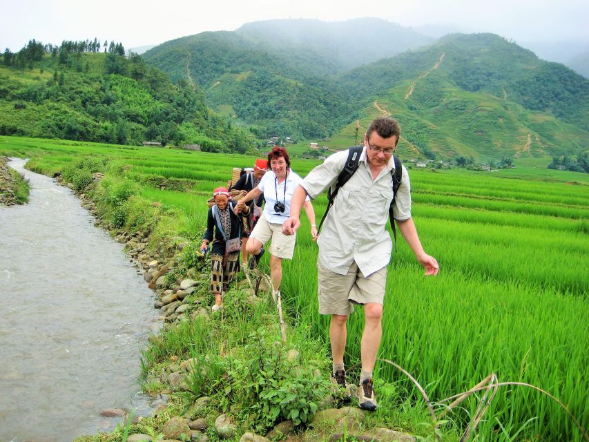 Hanoi: Sapa Trekking 2 Days 1 Night - Sleeper Bus from Hanoi - The 12-kilometer route through Muong Hoa Valley