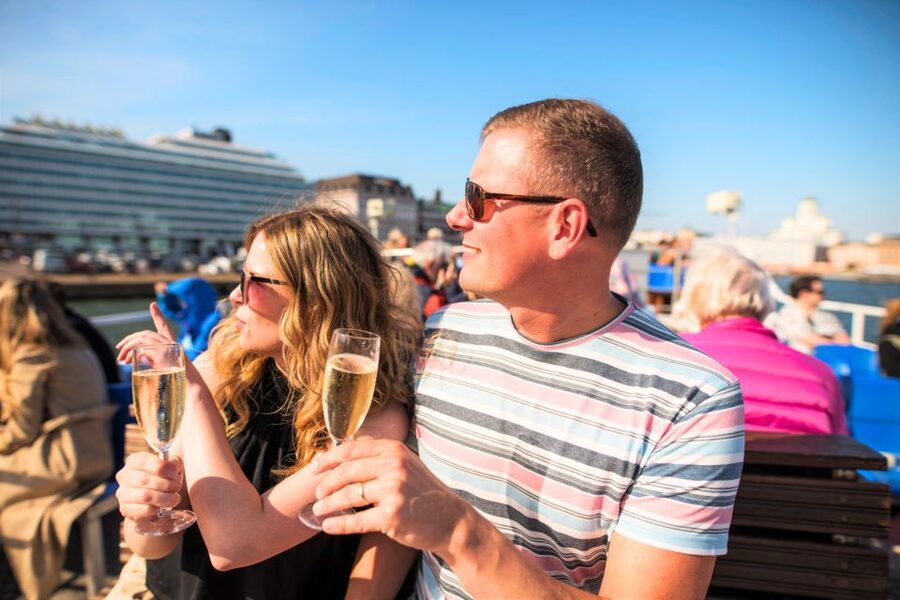 Helsinki: Hop-On Hop-Off Bus and Sightseeing Boat Tour - One Ticket, Two Views of Helsinki