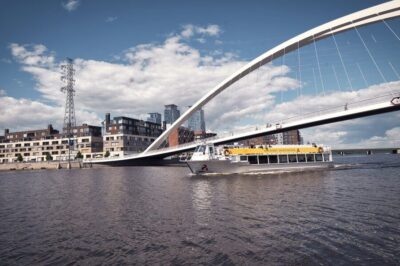 Hop-On Hop-Off Bus Tour & City Highlights Cruise