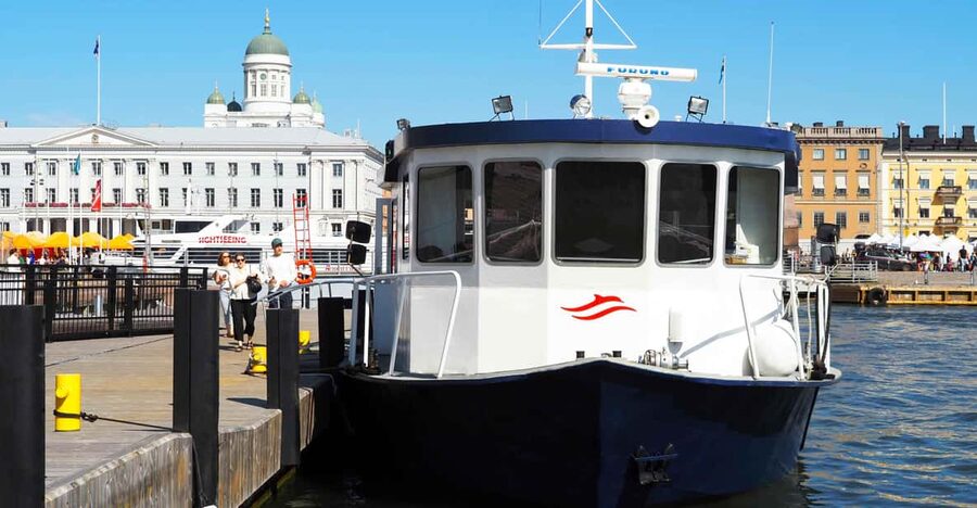 Helsinki: Suomenlinna and Lonna Hop-on Hop-off Cruise - Suomenlinna deserves most of your time