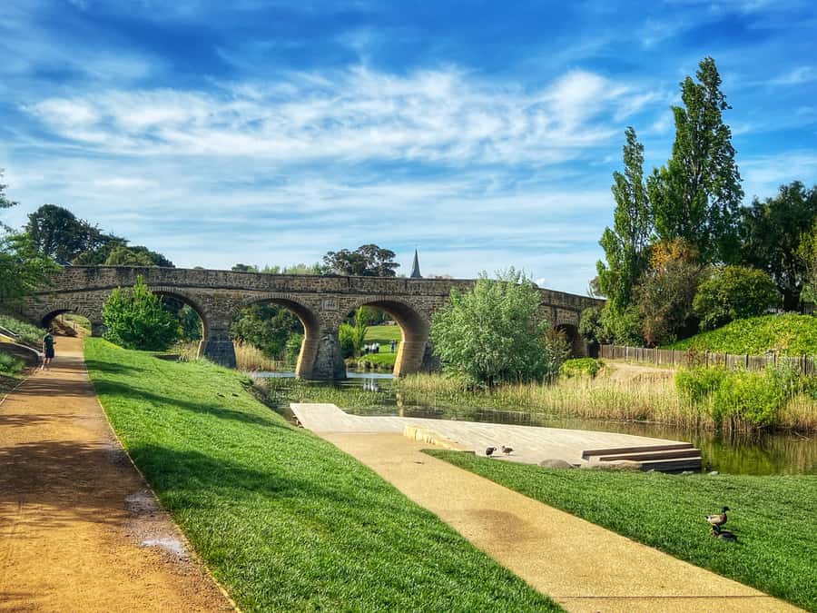 Historic Richmond Village Half-Day Coach Tour - Weather, Timing, and Practical Choices