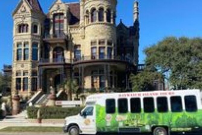 Historical Tour of Galveston by Air-Conditioned Bus - Meeting point, group size, and comfort