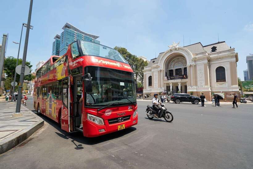 Ho Chi Minh City: Hop-On Hop-Off Bus Tour by Vistra - Saigon Opera House and the starting point
