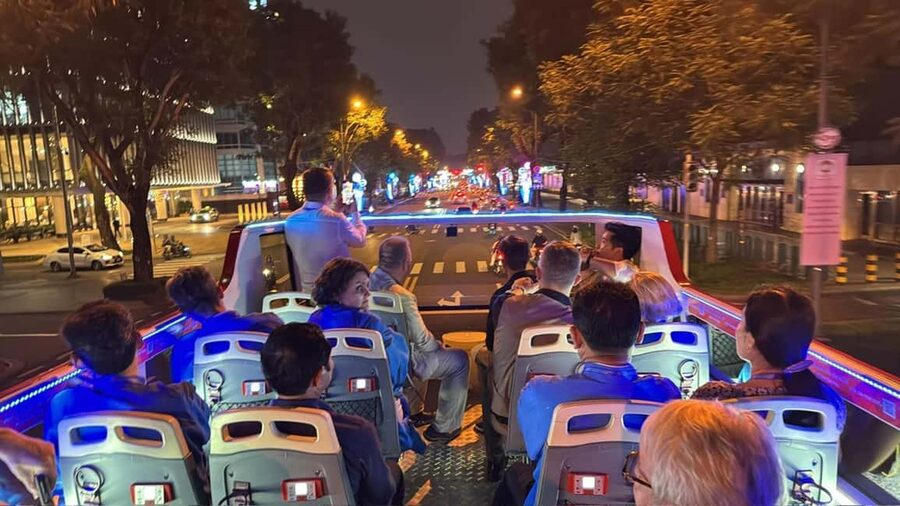 Ho Chi Minh City: Late-Night Open-Top Bus Tour - Post Office, Notre-Dame Cathedral, and the limits of a passing view