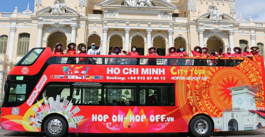 Ho Chi Minh City: Panoramic City Bus Tour - Bui Vien, Pham Ngu Lao, and Nguyen Hue Street