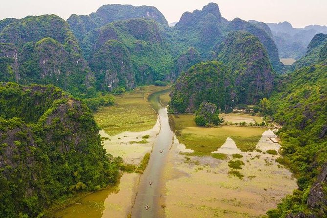 Hoa Lu - Tam Coc Luxury Small group 1D: Limousine bus, biking, boat trip, Lunch - Why this Ninh Binh day trip works