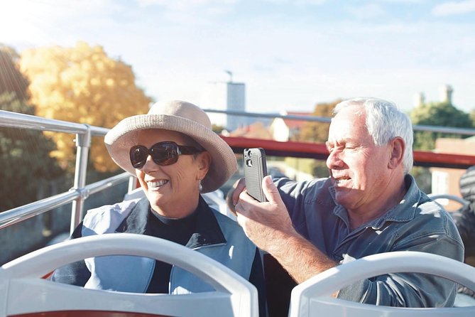 Hobart Hop-on Hop-off Bus Tour - Salamanca Place, Battery Point, and the Sandy Bay route