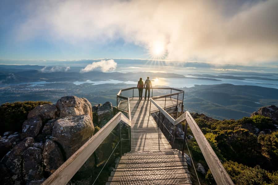 Hobart: Kunanyi/Mt Wellington Hop-on Hop-off Bus Pass - The climb from Brooke Street Pier to the summit
