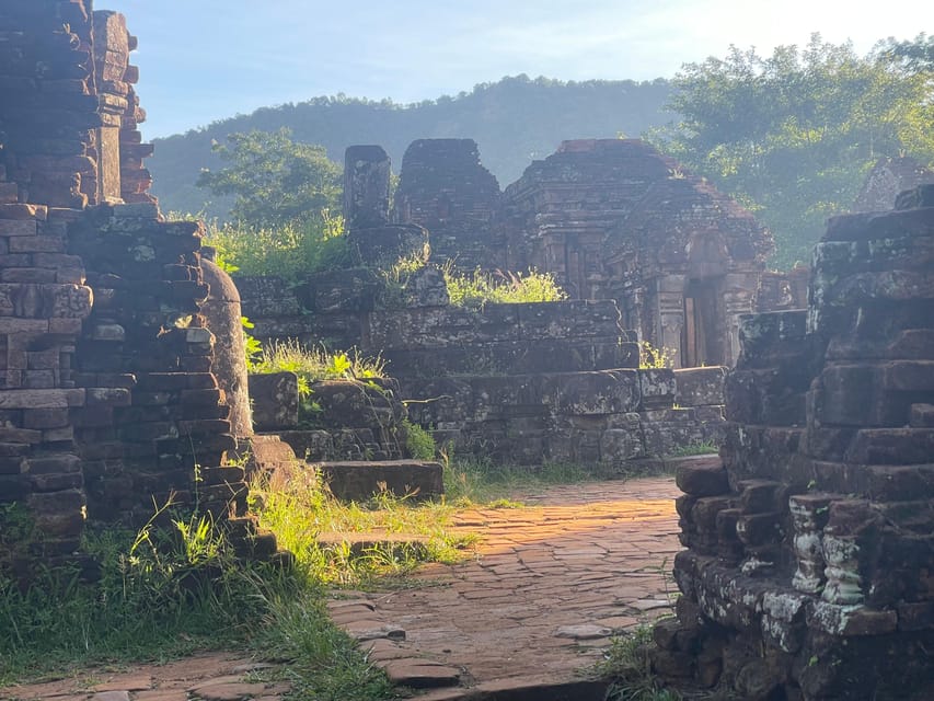 Hoi An: My Son Ruins: Guide-Bus-Boat-Cultural Show-Lunch - Apsara-Shiva dance in the middle of the visit