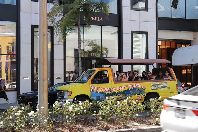 Hollywood and Celebrity Homes Bus Tour - Dolby Theatre, Capitol Records, and Hollywood music