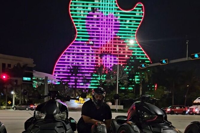 Hookah Bus Tour/Hard Rock Casino/Las Olas Ft. Lauderdale/Wynwood - Ending in Wynwood
