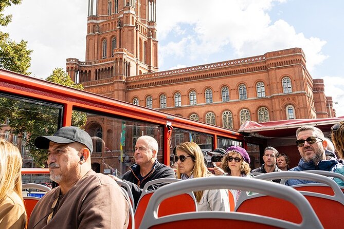 Hop-on Hop-off Berlin Tour with Audio Guide - The audio guide: helpful tool or weak link?