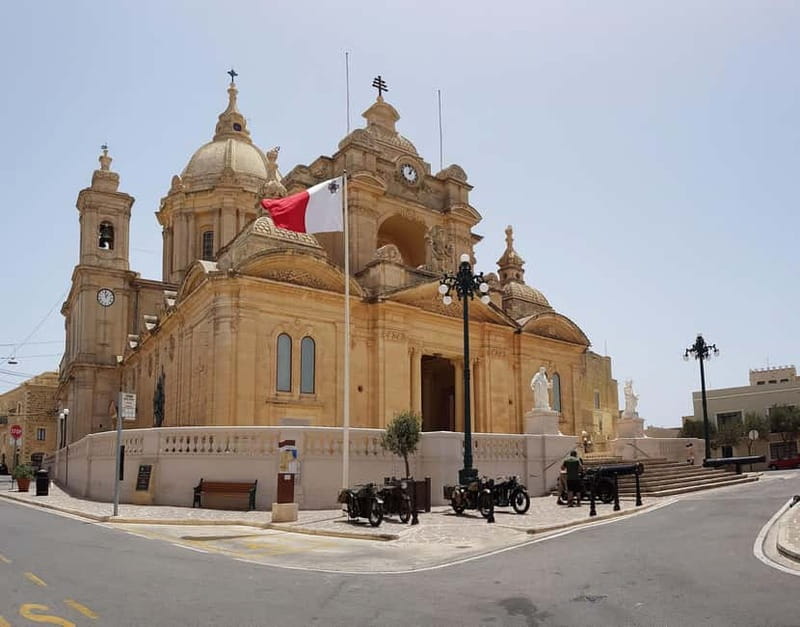 Hop-On Hop-Off Bus Malta (North and South Routes - CMO) - Why Malta’s two bus routes can save you time