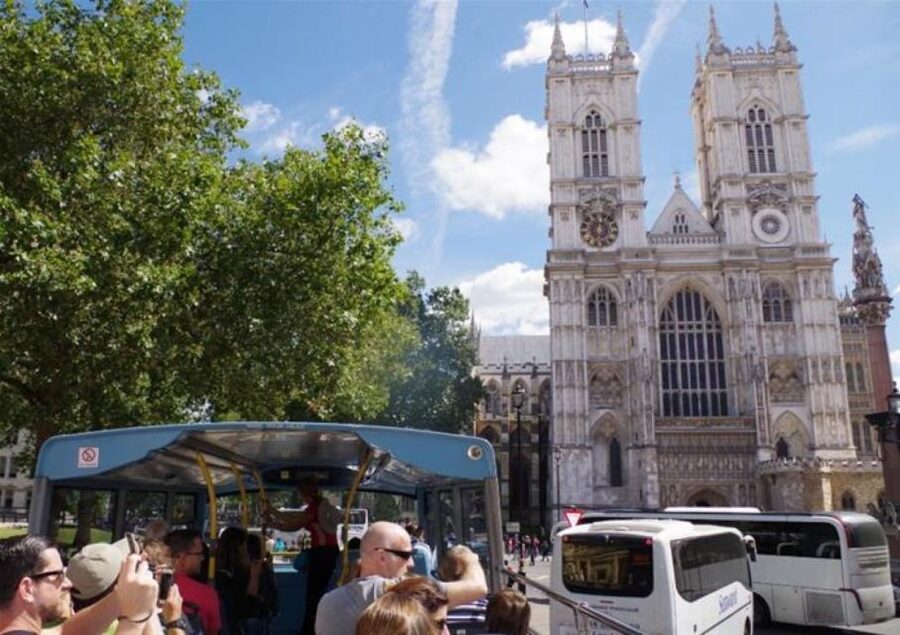 Hop-on Hop-off London Bus Tour & Westminster Abbey - Starting with Westminster Abbey’s coronation chair