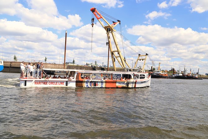 Hop-on hop-off on the water with the Maritime Circle Line in Hamburg - Elbphilharmonie and the HafenCity view