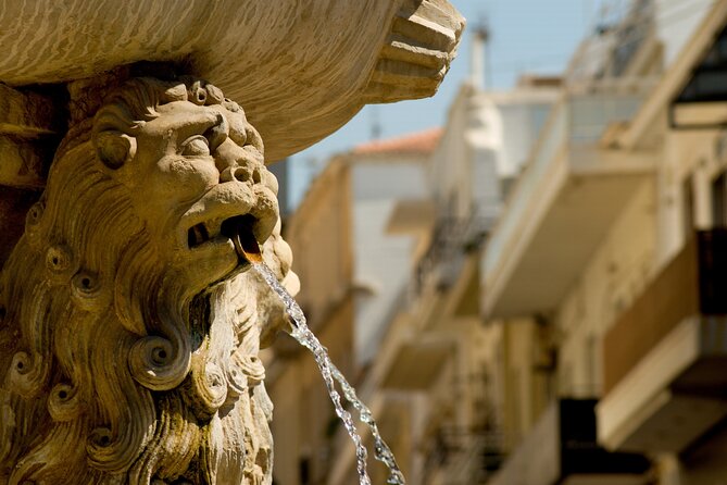 Hop-On Hop-Off Sightseeing Bus Tour in Heraklion - Why this bus works best for Knossos