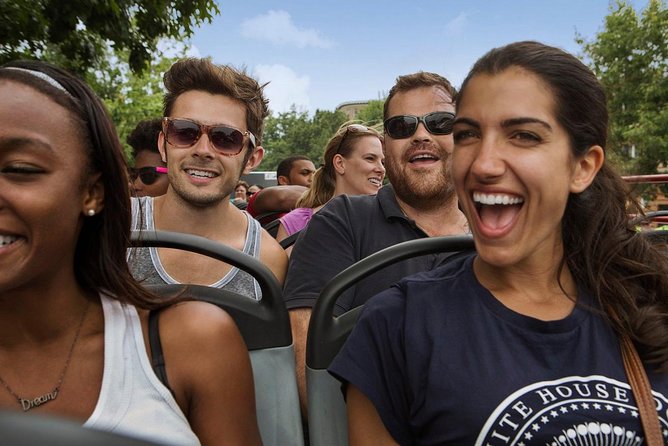 Hop-on Hop-off Sightseeing Tour by Open-top Bus with 18 Stops - Arlington Cemetery and the optional guided walk