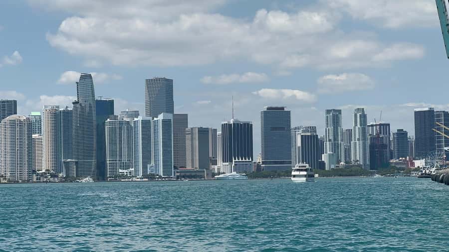 Hop-on Hop-off Water Taxi in Miami and Miami Beach - Comfort, Drinks, and What to Bring