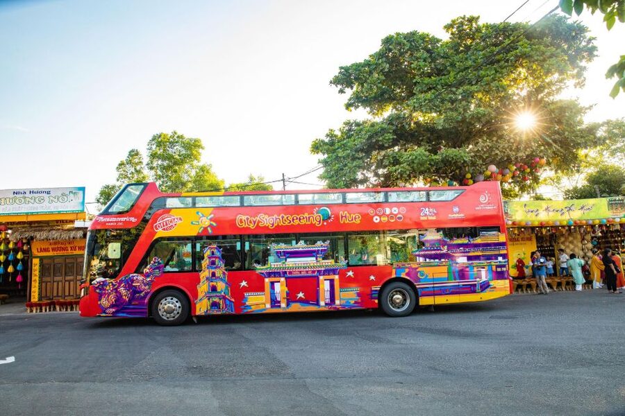 Hue: City Sightseeing Hop-On Hop-Off Bus Tour - Khai Dinh Tomb and the Nam Giao Esplanade