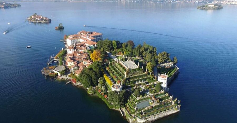 Isola dei Pescatori and Isola Bella Hop-on Hop-off Boat - Isola Bella and the Borromeo palace