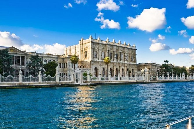 Istanbul Bus and Boat: 5 Hours Guided City Tour & Boat Cruise - What the guide adds, and where the format can struggle