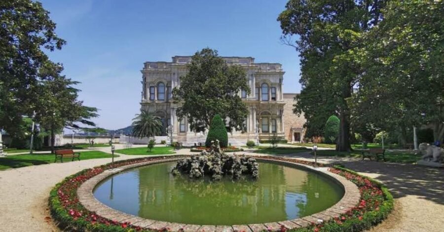 Istanbul: Europe and Asia Tour By Bus And Bosphorus Cruise - Lunch in Eyüp and time around Eyüp Sultan Mosque