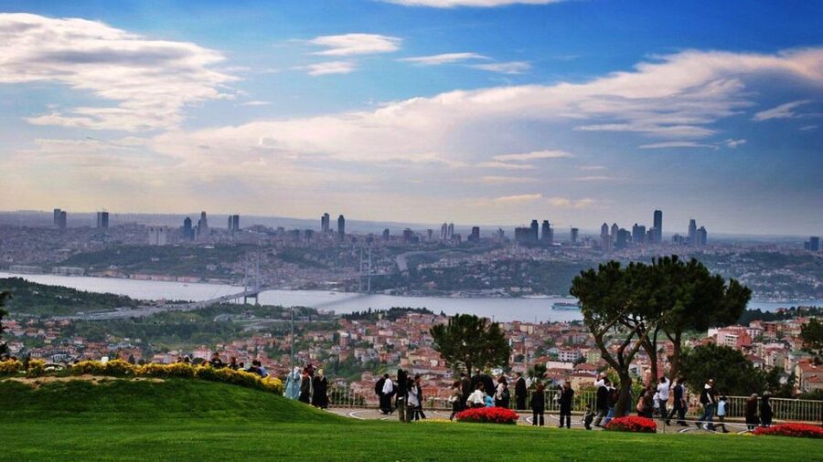 Istanbul: Europe and Asia Tour By Bus And Bosphorus Cruise - Timing, transport, and the practical tradeoffs