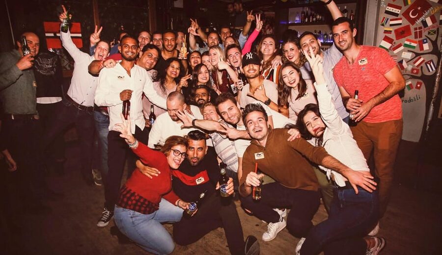 Istanbul: Rooftop Pub Crawl with Party Bus - What seven hours feels like