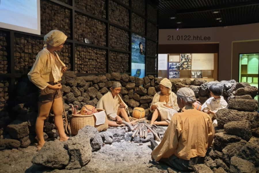 Jeju EAST Course : UNESCO (Seongsan-ilchulbong) BUS TOUR - Who should book this tour